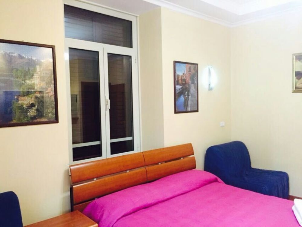 Zhihua Guest House Rome Exterior photo